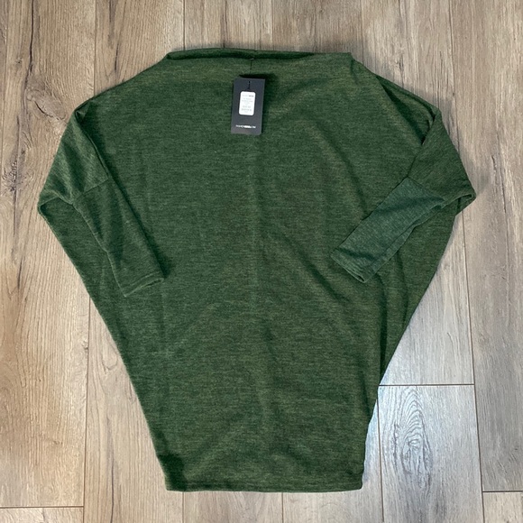 FASHION NOVA GREEN MINI OFF SHOULDER BATWING DRESS, XS NEVER WORN! Brand new! - Picture 4 of 6